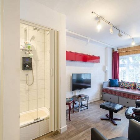 לונדון Leeward Gardens With Ensuite מראה חיצוני תמונה